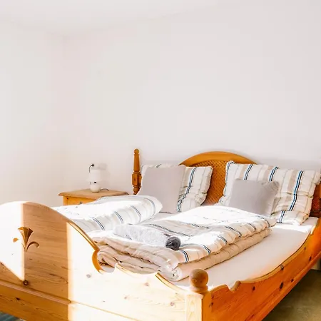 Hugo & Rosa -huusa Im Bregenzerwald Apartman *